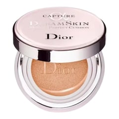 Dior Capture Dreamskin Moist & Perfect Cushion SPF 50 PA+++