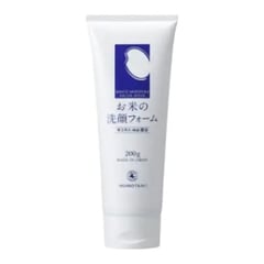 Momotani White Moisture Facial Wash