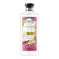 Herbal Essences Bio Renew: White Strawberry And Sweet Mint Shampoo