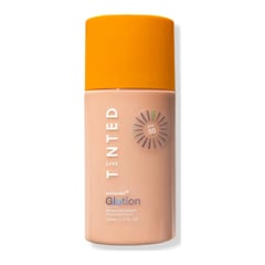 Live Tinted Hueguard Glotion Mineral Sunscreen Broad Spectrum SPF 50