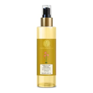Forest Essentials منظف وجه لطيف بالزعفران الكشميري والنيم