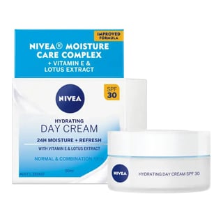 Nivea Hydrating Day Cream Normal Combination Skin SPF30