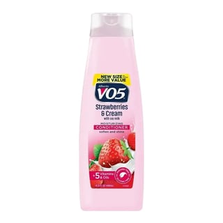 VO5 Strawberries & Cream Moisturizing Conditioner