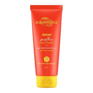 Aqualogica Detan+ Smoothie Face Wash With Cherry Tomato & Glycolic Acid