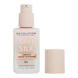 Revolution Beauty 肌之絲柔精華粉底
