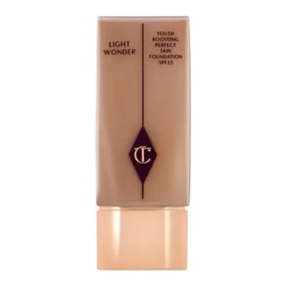 Charlotte Tilbury Light Wonder Foundation