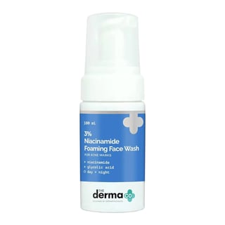 The Derma Co 3% Niacinamide Foaming Face Wash
