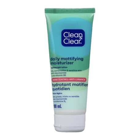Clean & Clear Daily Mattifying Moisturizer
