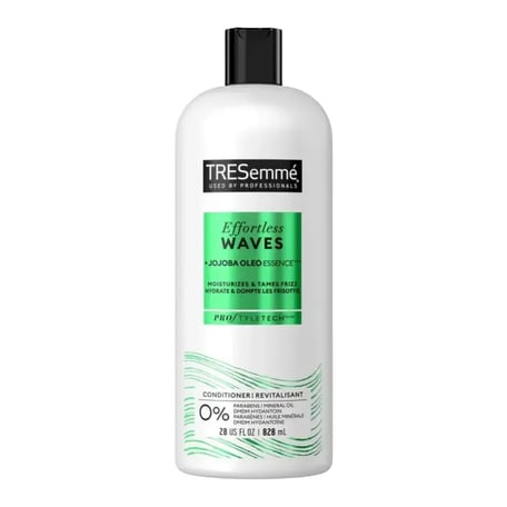 TRESemmé Effortless Waves Conditioner