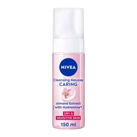Nivea Cleansing Mousse Caring Almond Extract