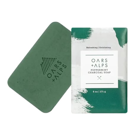 Oars + Alps صابون النعناع بالفحم