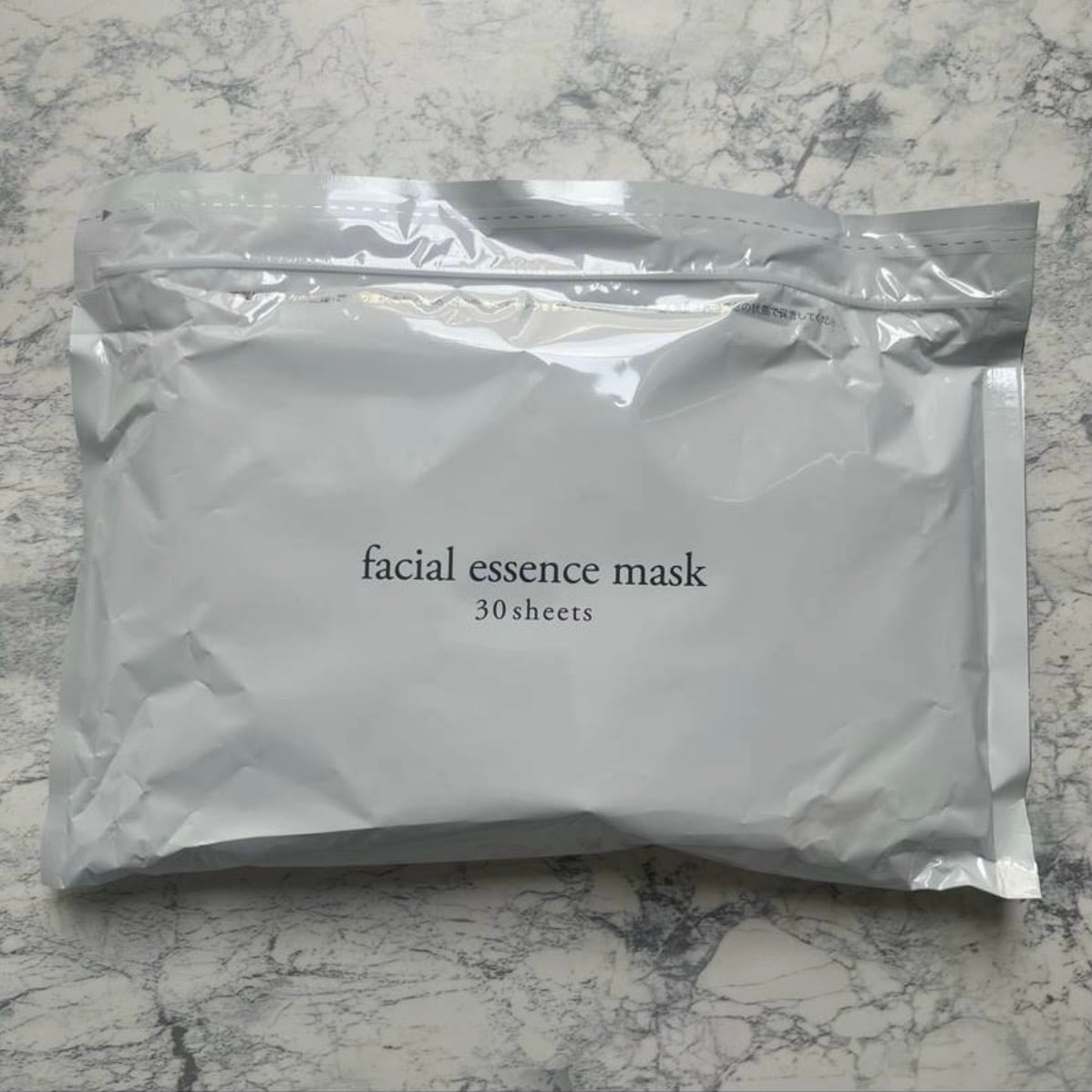 صورة من مراجعة مستخدم لمنتج JAPAN GALS قناع White Essence، 30 قطعة