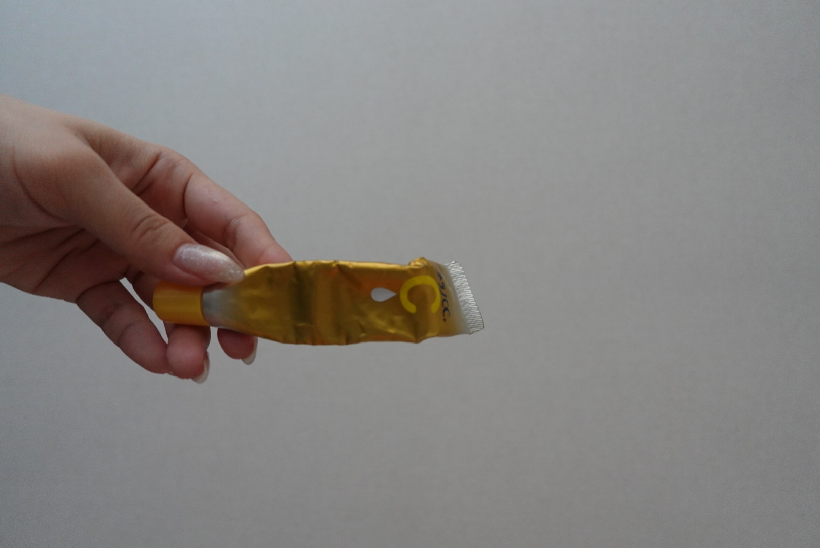 صورة من مراجعة مستخدم لمنتج Hada Labo إيسنس Melano CC Premium بفيتامين C