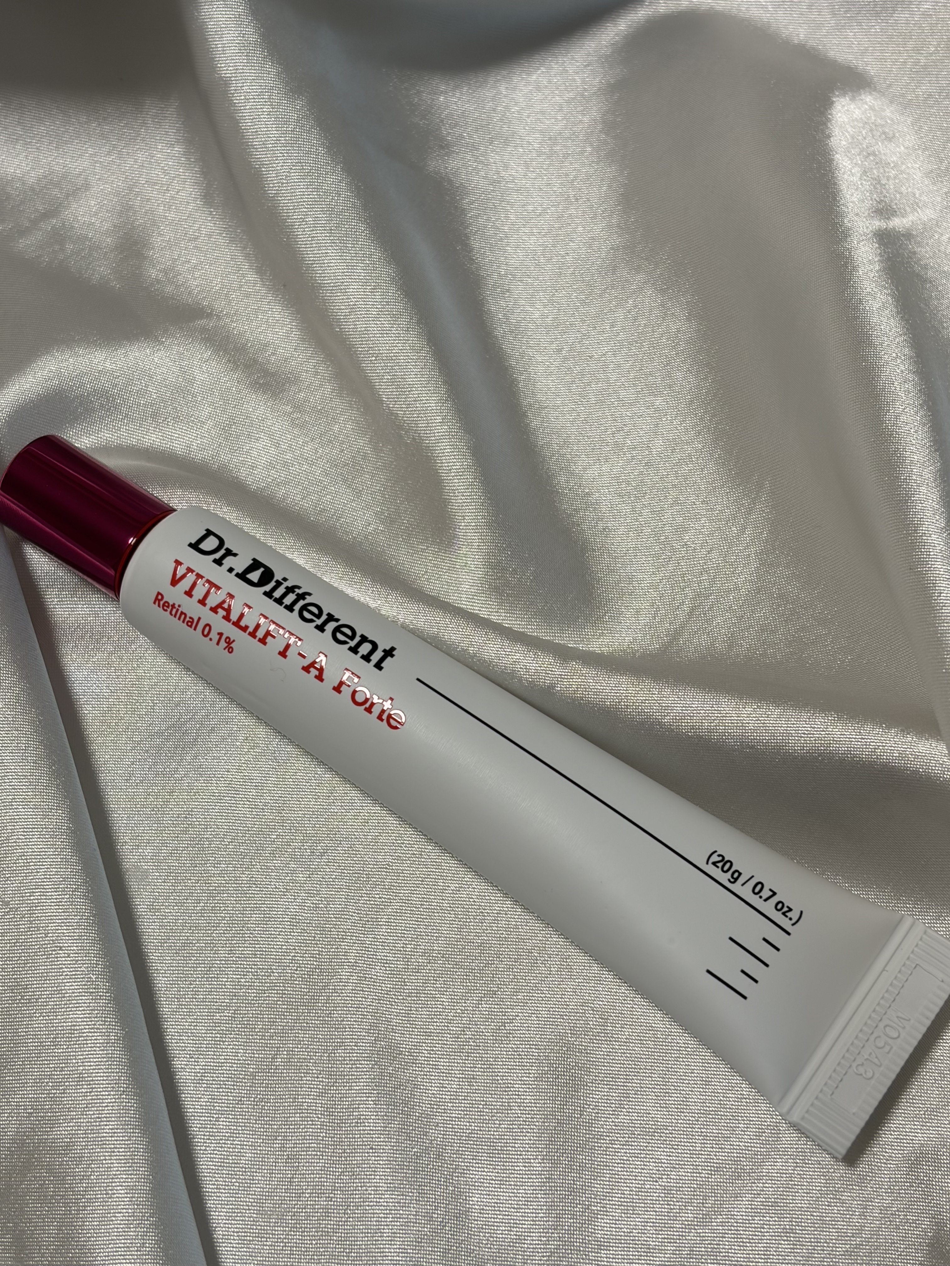 Dr. Different Vitalift-A Forte 晚間精華的使用者評價照片