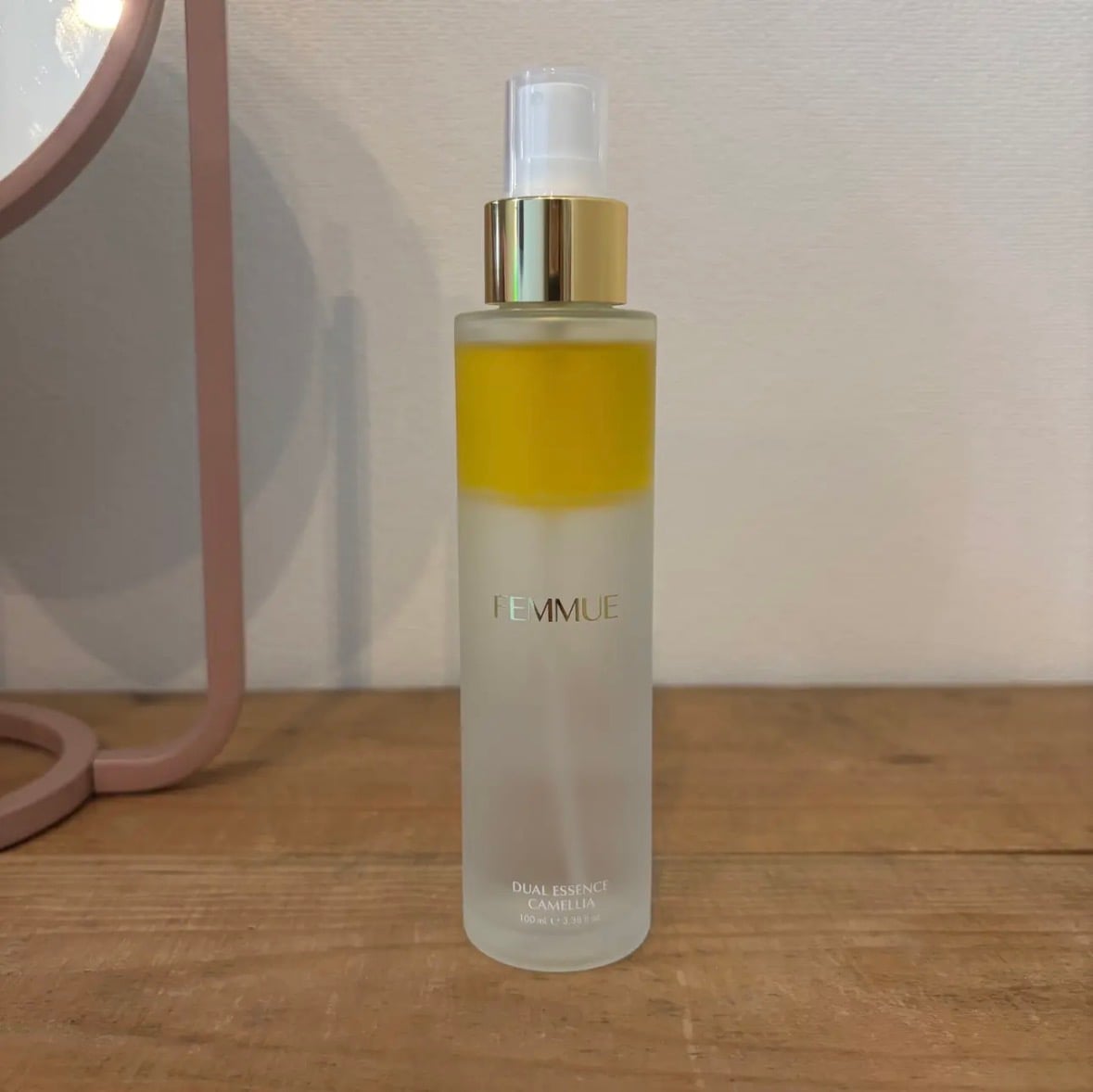 صورة من مراجعة مستخدم لمنتج Femmue خلاصة Dual Camellia