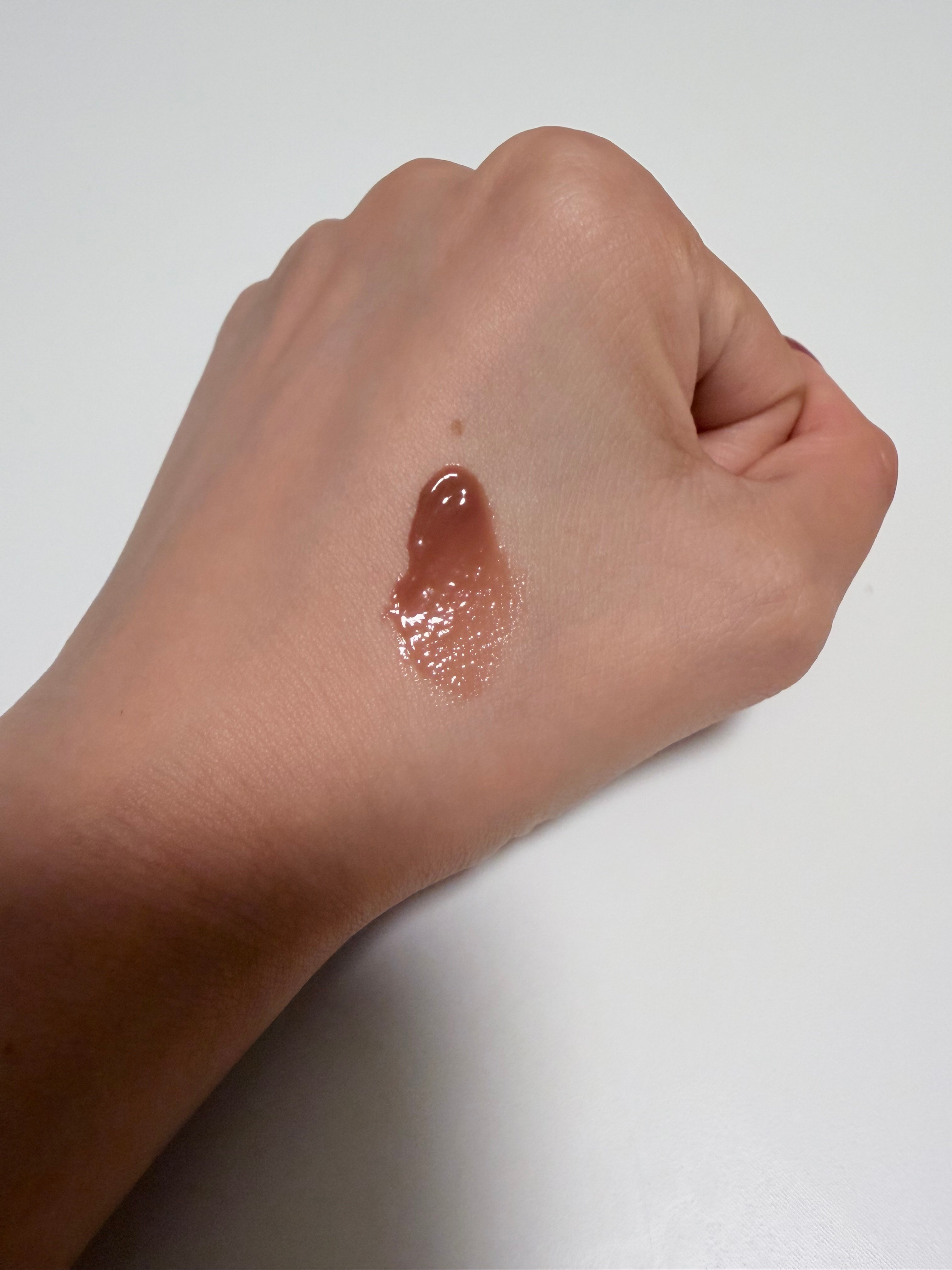 صورة من مراجعة مستخدم لمنتج Naming Over Dew Glossy Lip Tint