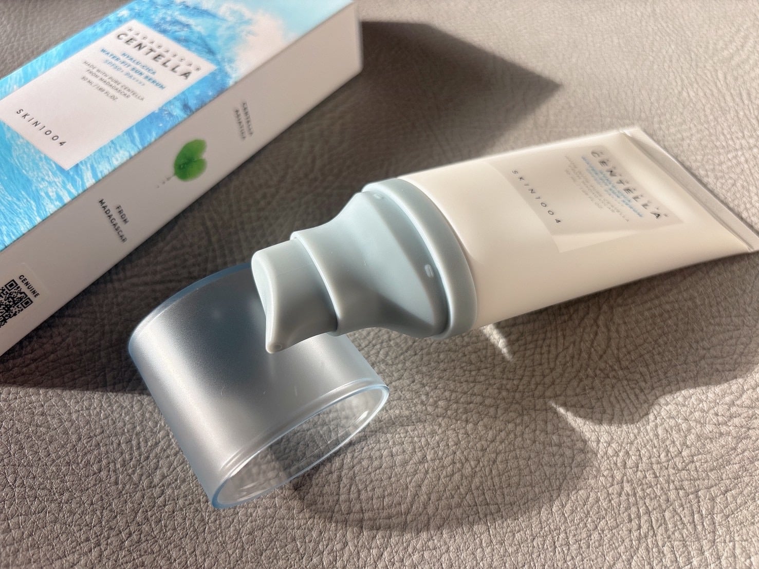 SKIN1004 マダガスカル センテラ ヒアルシカ ウォーターフィット サンセラム SPF50+ PA++++のユーザーレビュー写真