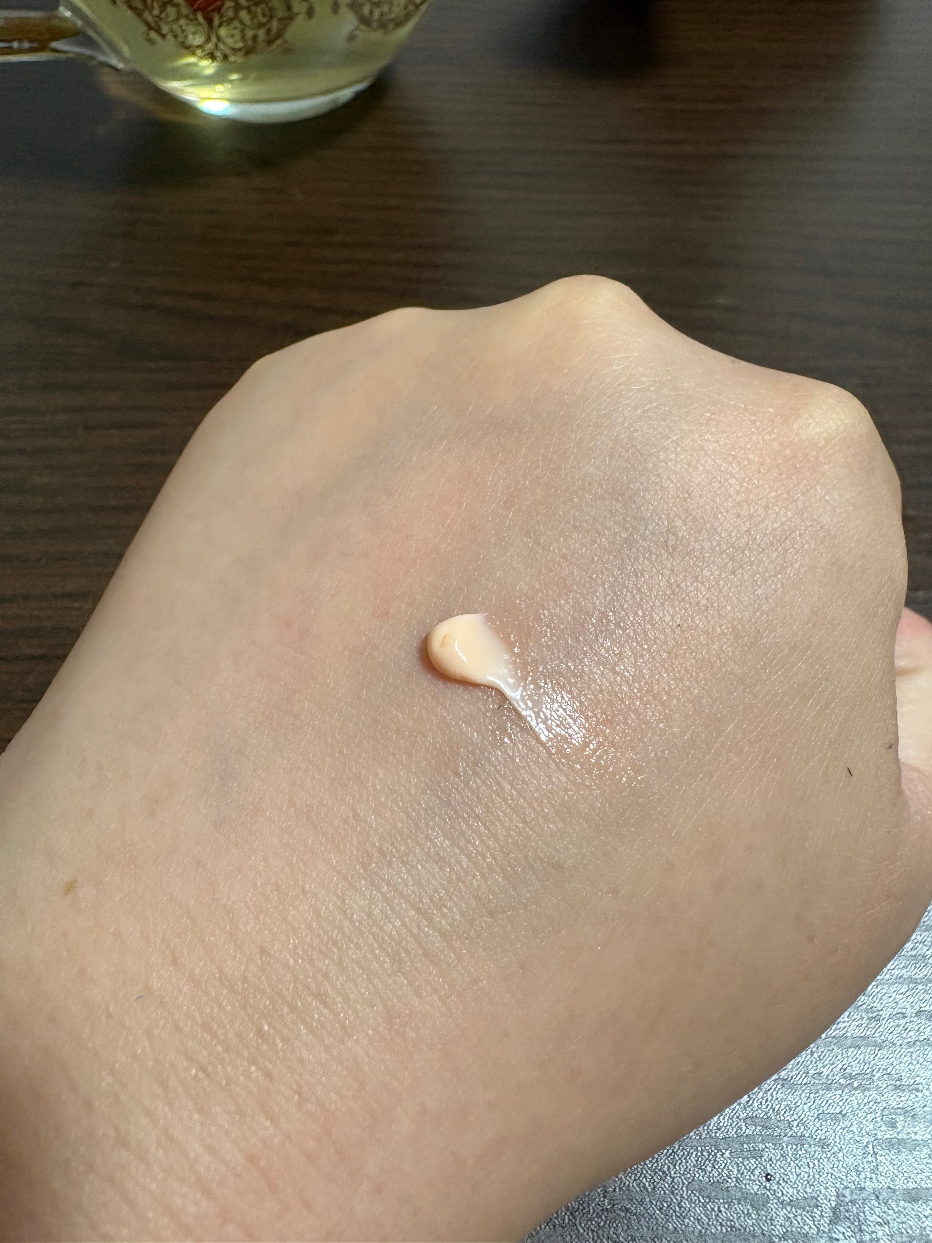 صورة من مراجعة مستخدم لمنتج Astalift سيروم The Serum Wrinkle Repair