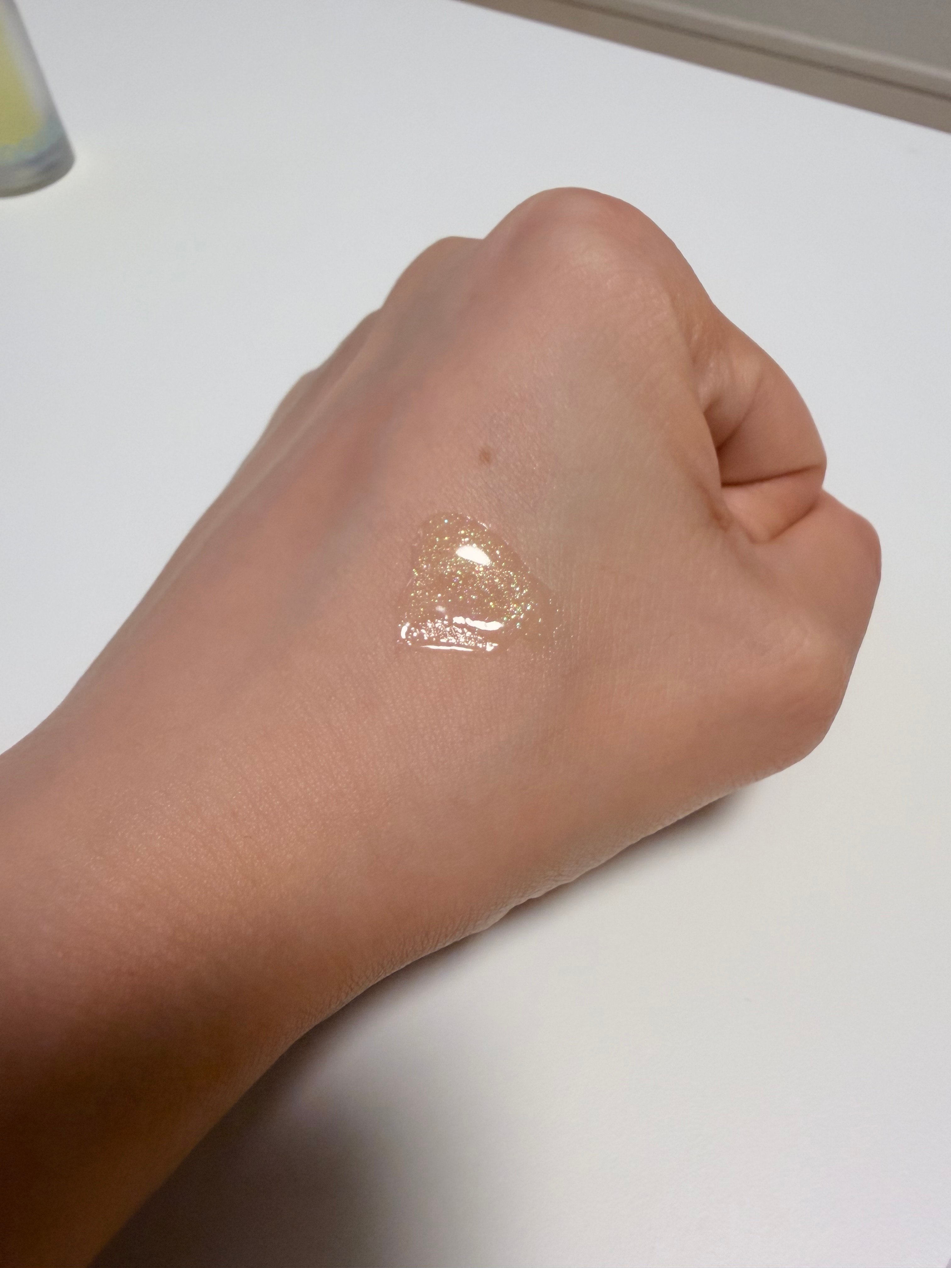 صورة من مراجعة مستخدم لمنتج Tocobo زيت شفاه Juicy Berry Plumping