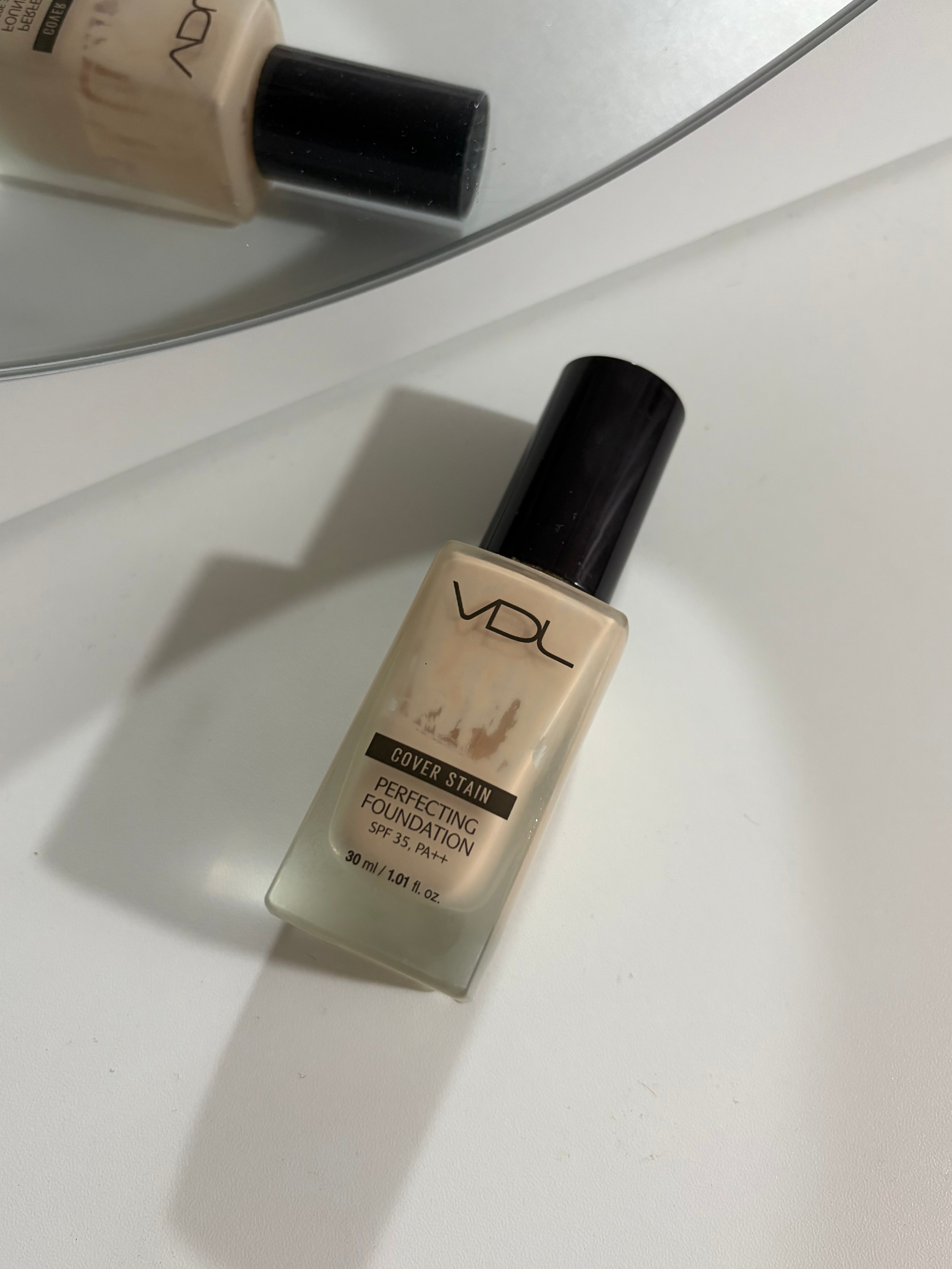 VDL カバー ステイン パーフェクティング ファンデーション SPF 35のユーザーレビュー写真