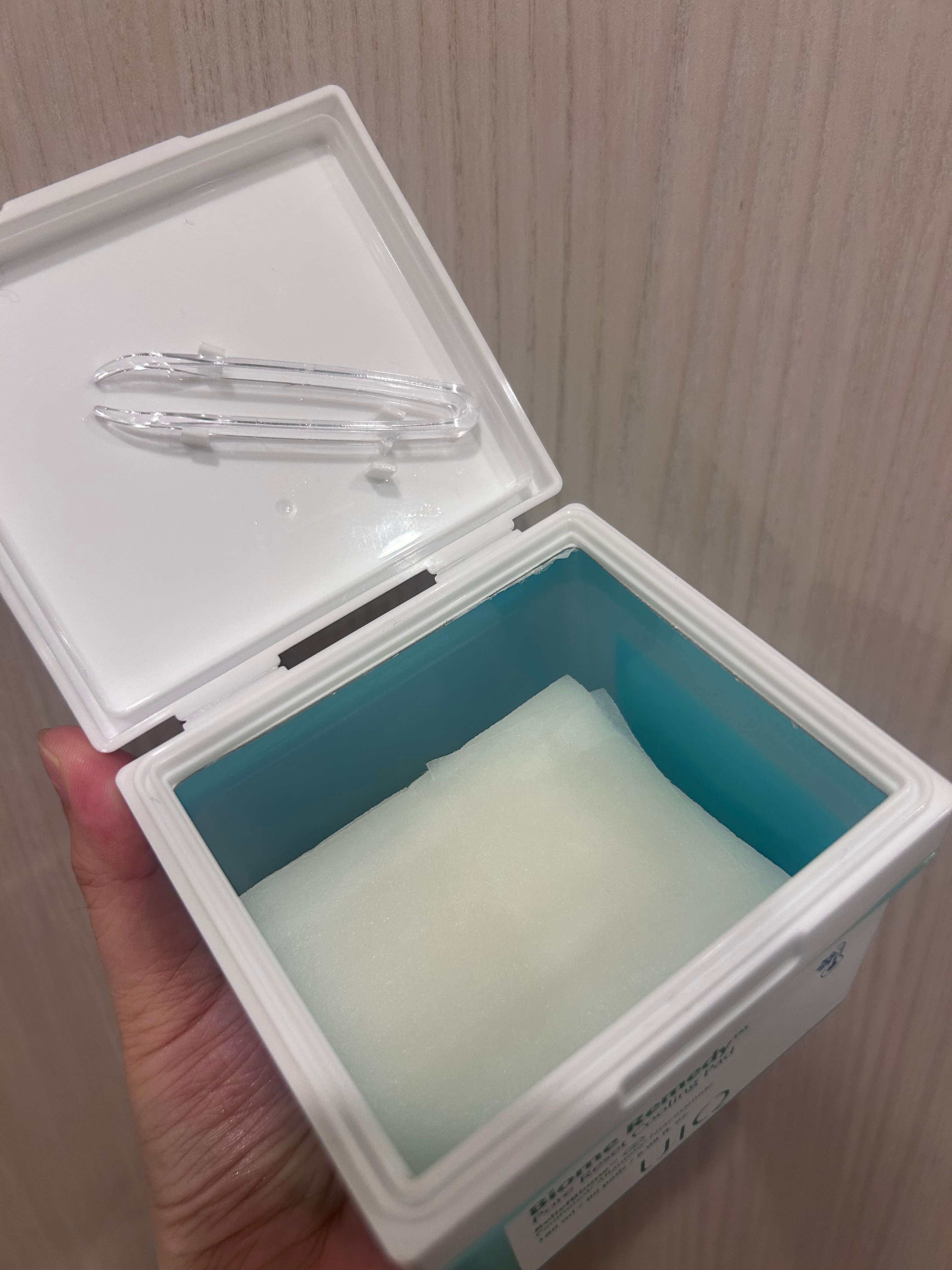 User review photo of UIQ (Genome & Company) Biome Remedy Pore Reset Cooling Pad