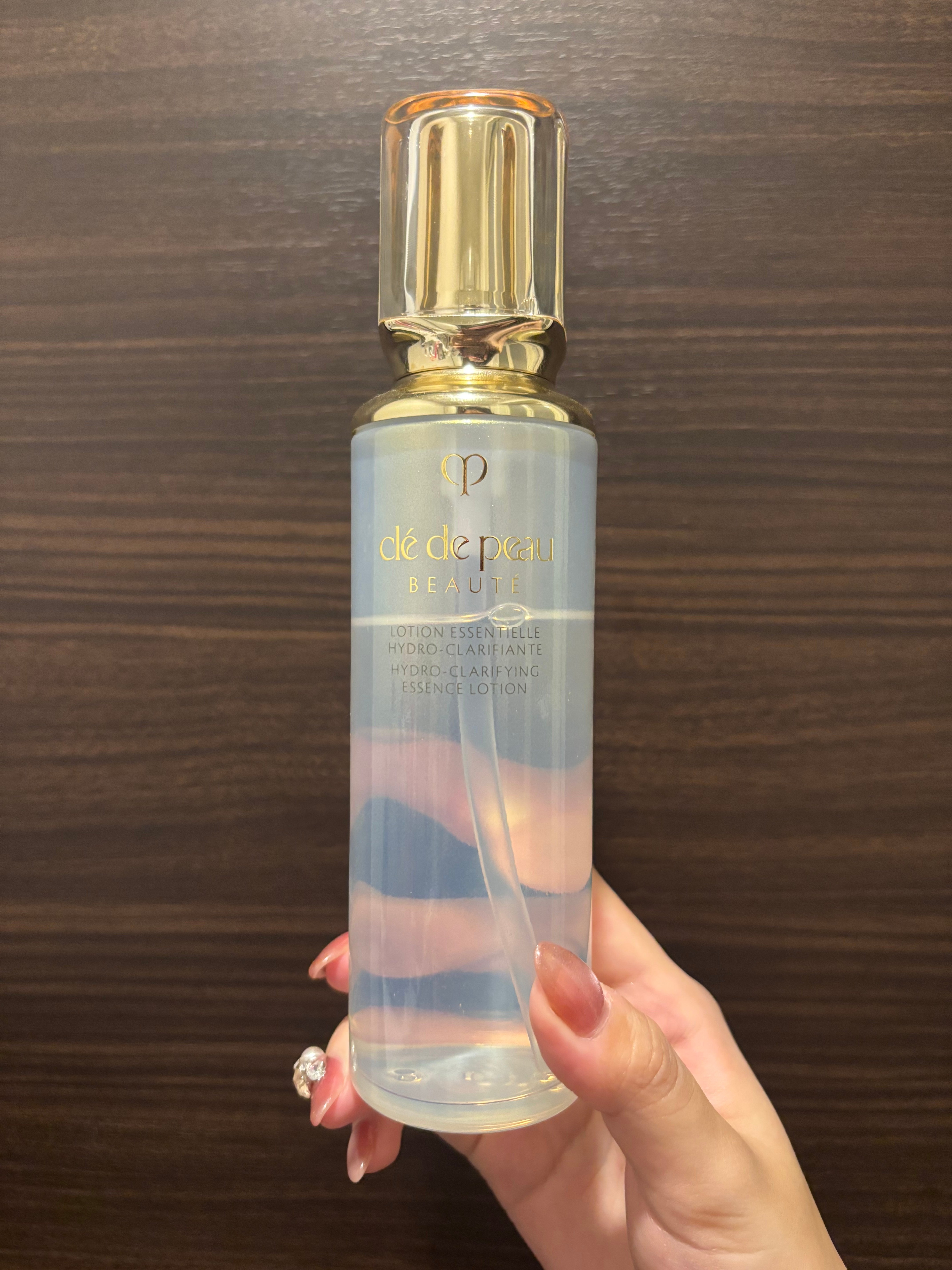 User review photo of Clé de Peau Beauté Hydro-Clarifying Essence Lotion