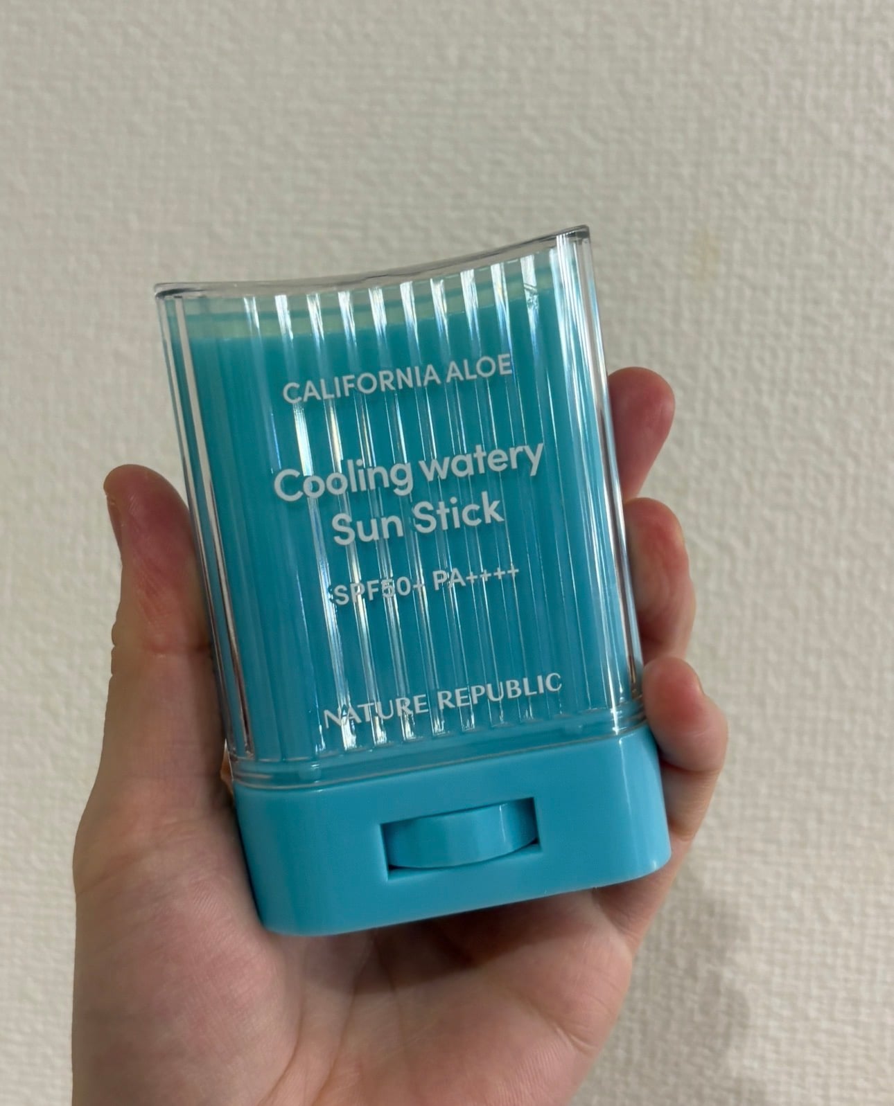 ネイチャーリパブリック California Aloe Cooling Watery Sun Stick SPF 50+のユーザーレビュー写真