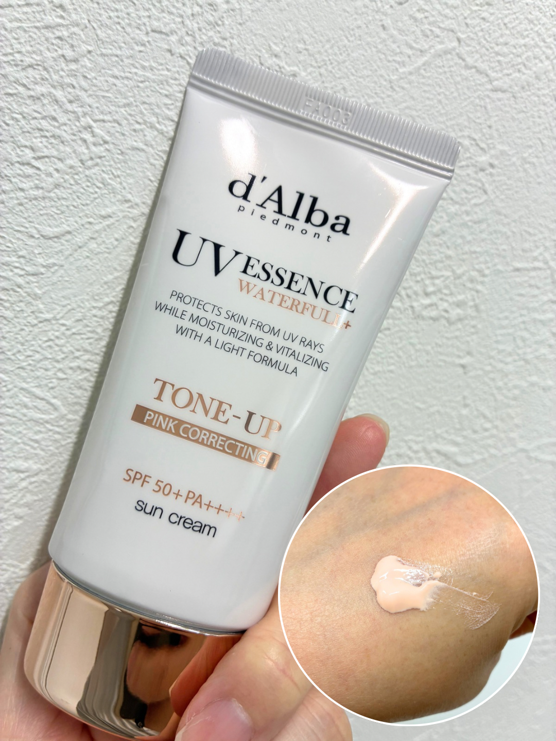 D'Alba UV精華水感提亮粉色校色防曬 SPF 50+的使用者評價照片