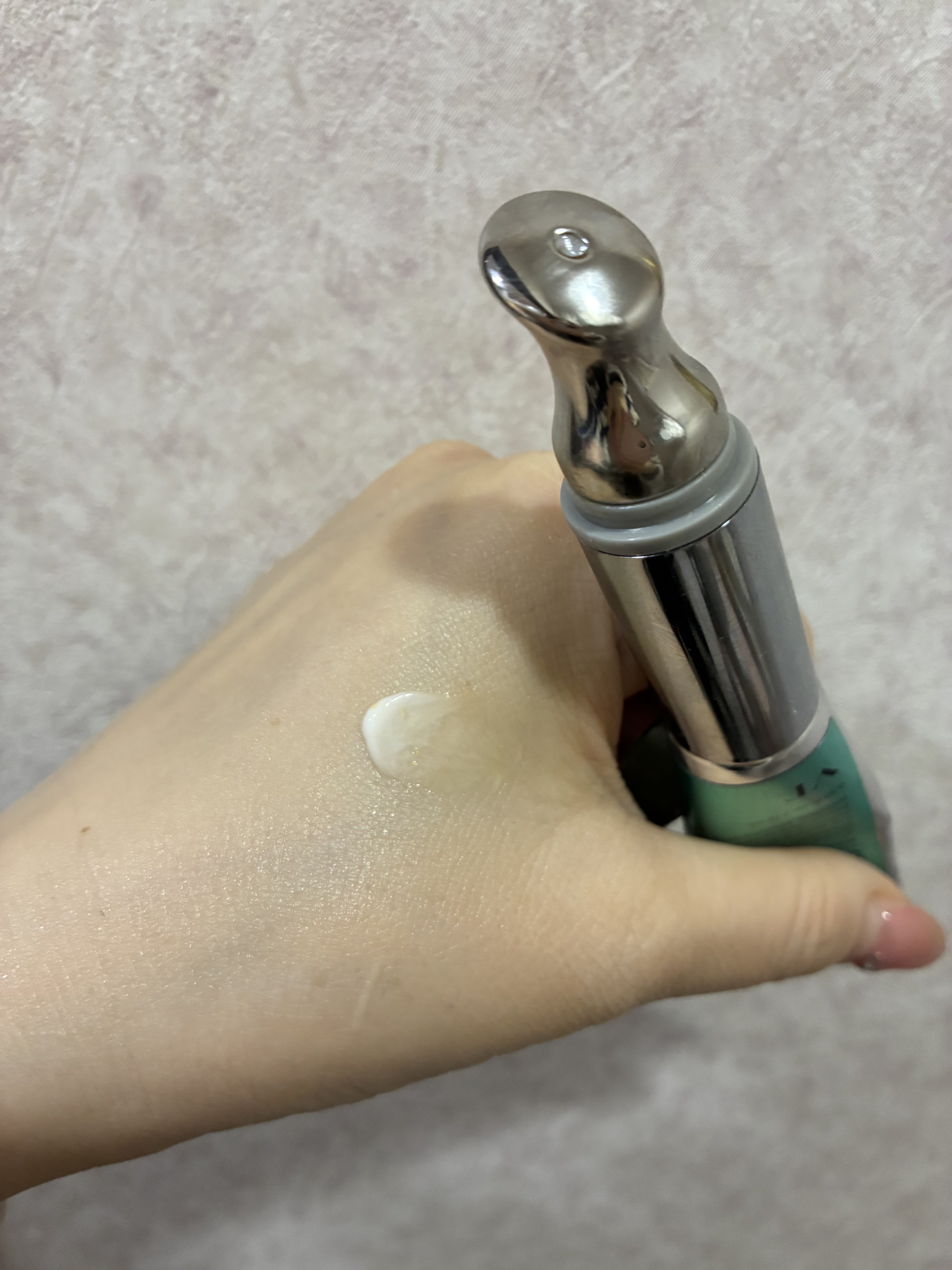 User review photo of VT Cosmetics PDRN Reedle Shot Eye Lifter