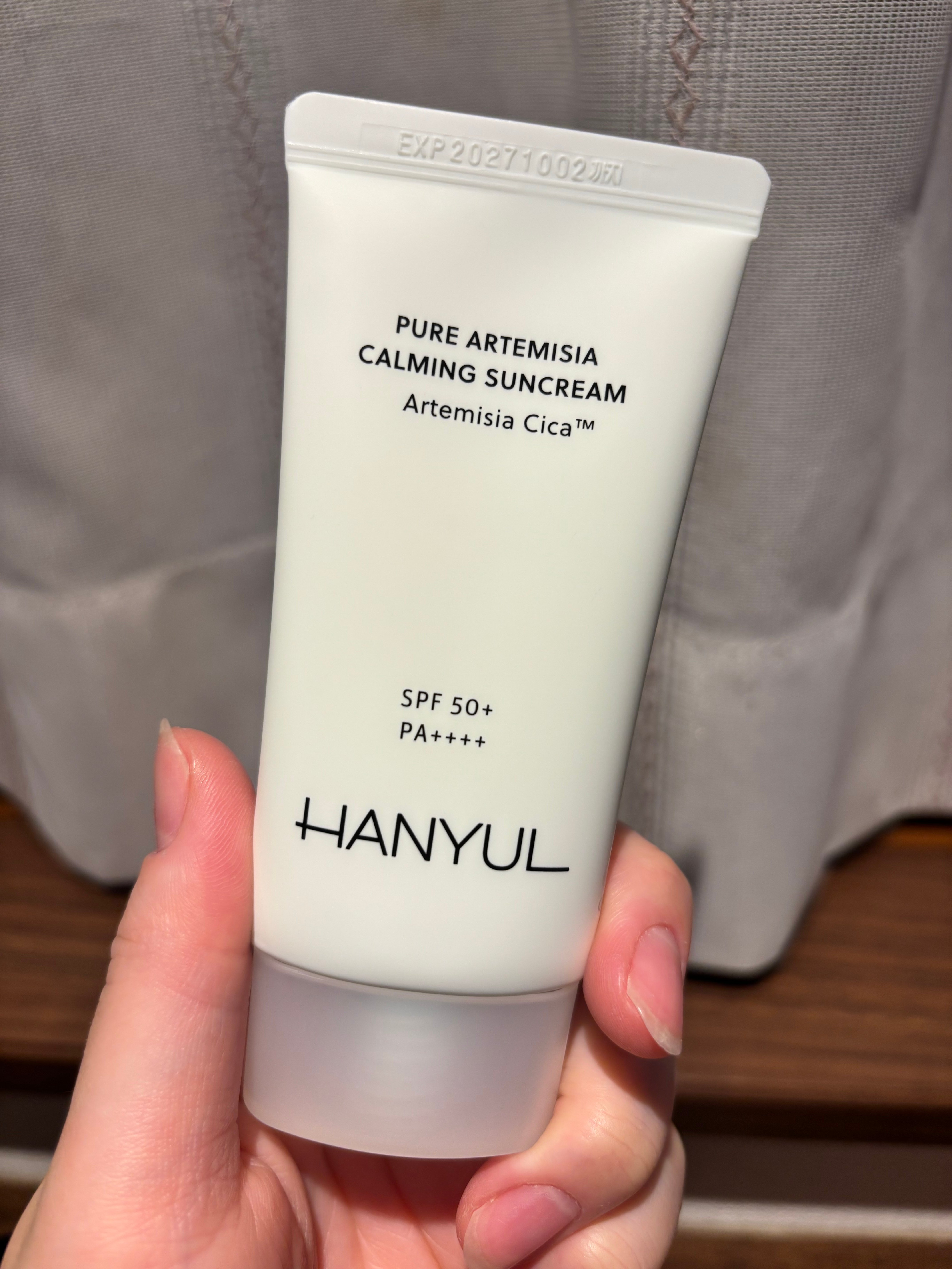 صورة من مراجعة مستخدم لمنتج Hanyul كريم واقٍ من الشمس مرطب ومهدئ Pure Artemisia [SPF50+/PA++++]