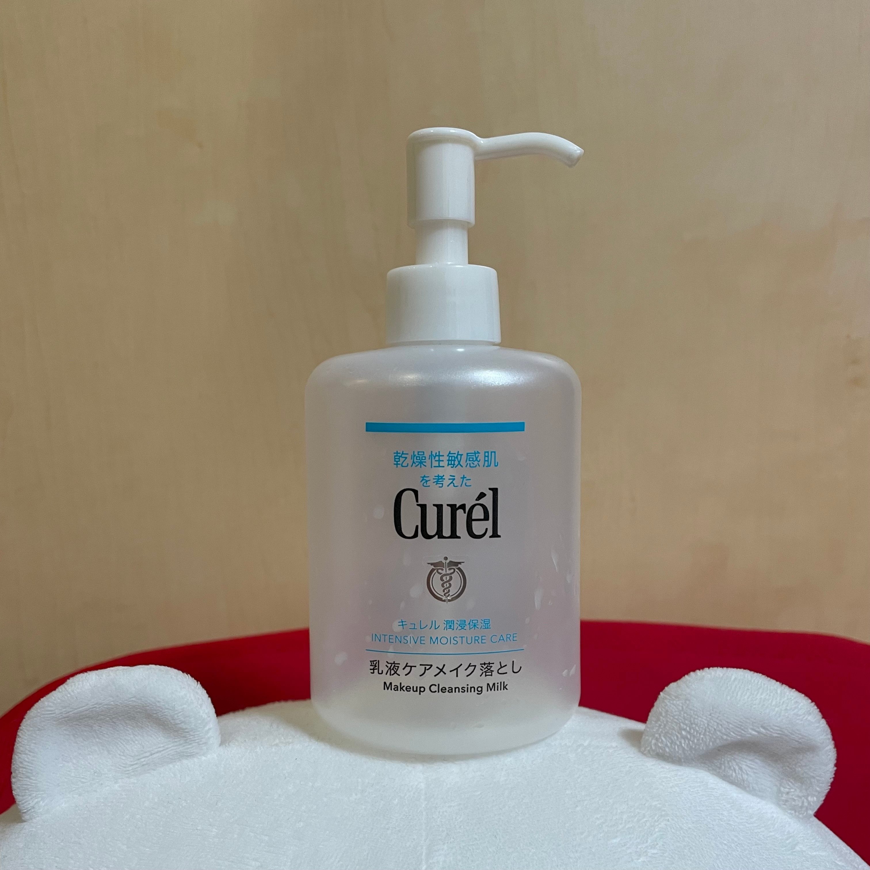 صورة من مراجعة مستخدم لمنتج Curel حليب تنظيف المكياج للعناية بالترطيب المكثف