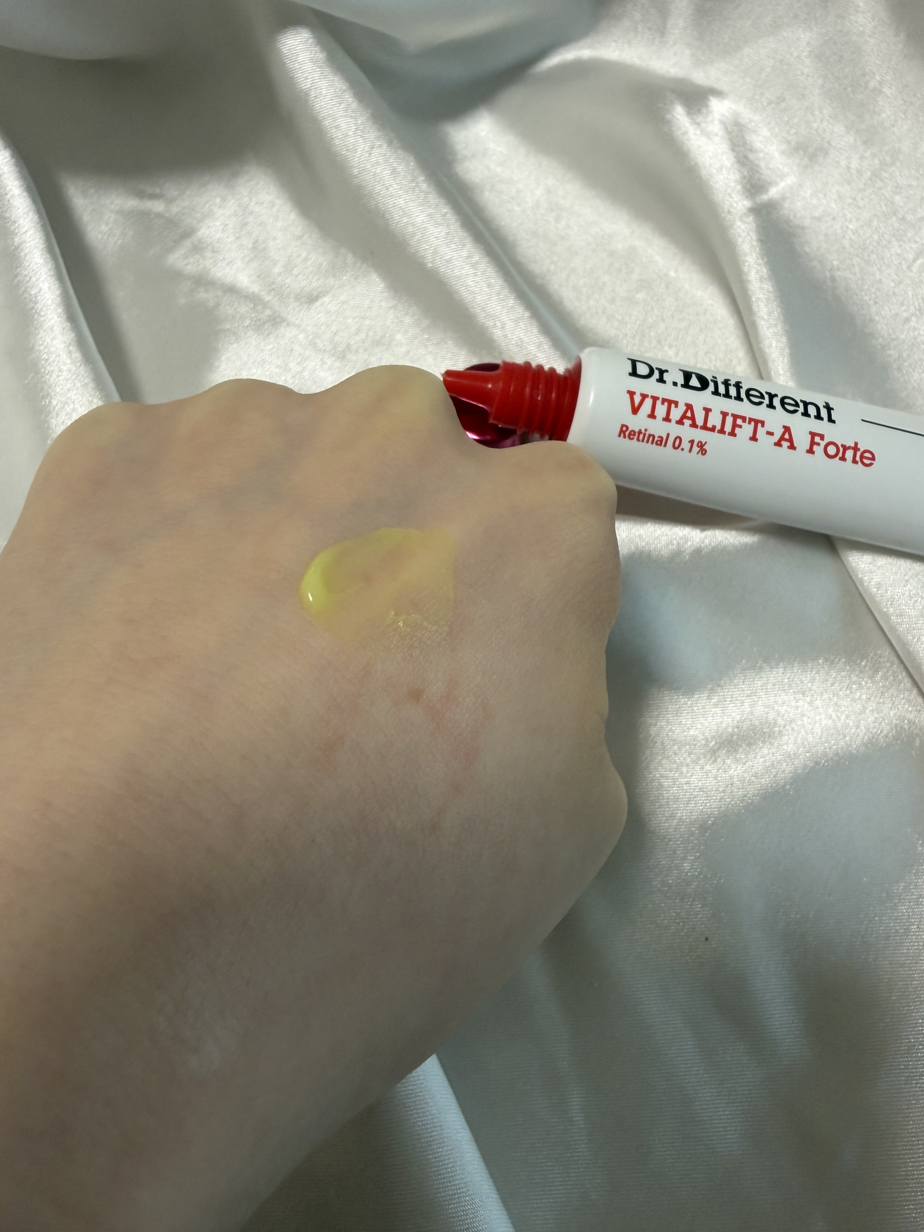 Dr. Different Vitalift-A Forte 晚間精華的使用者評價照片