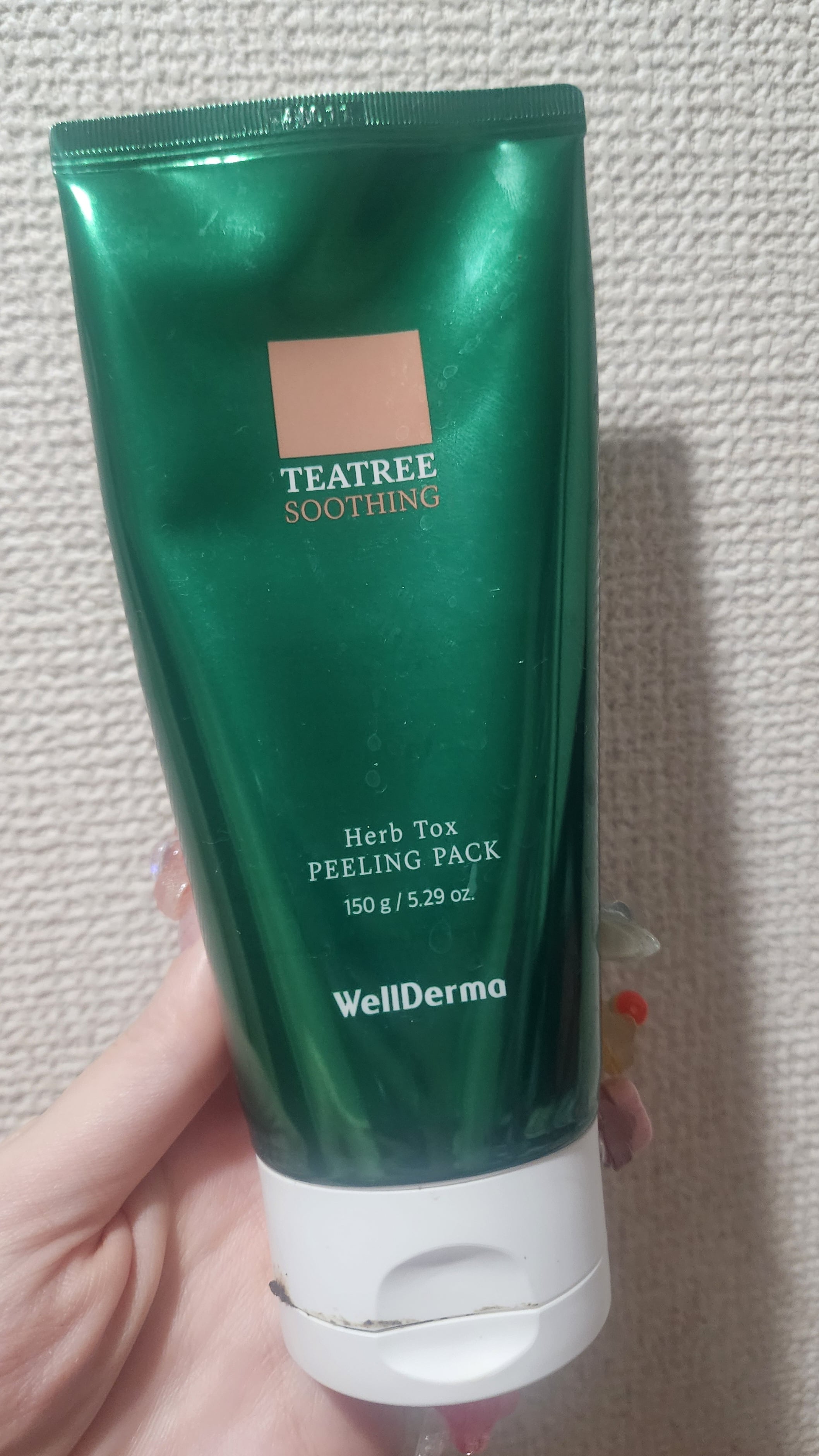 صورة من مراجعة مستخدم لمنتج Wellderma Chadew Tea Tree Herb Tox Peeling Pack